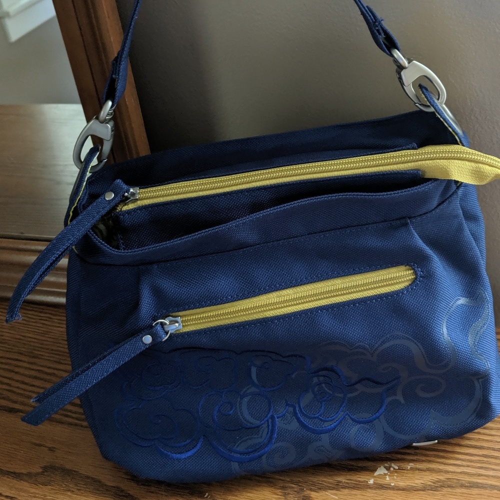 Haiku bucket bag